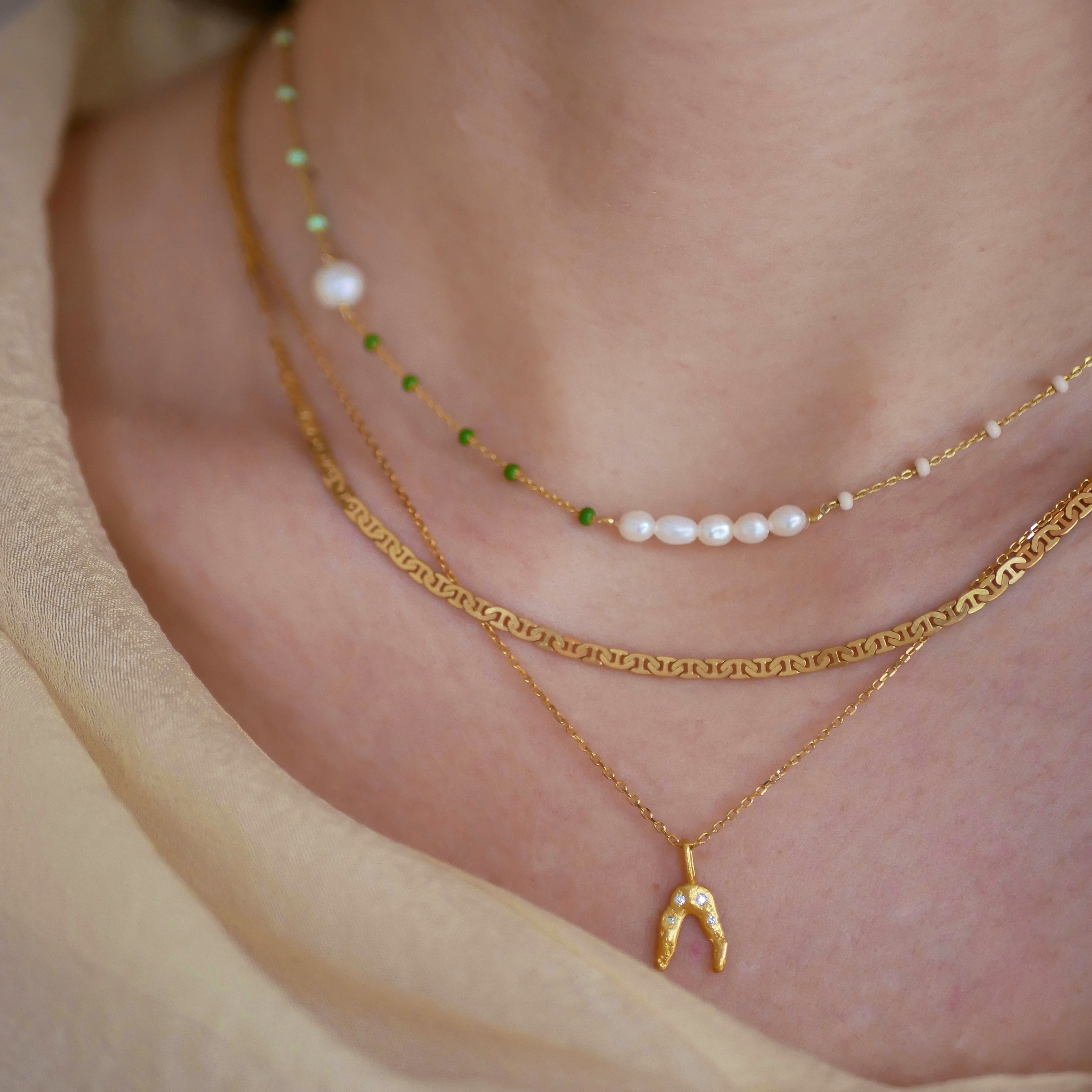 Lola Glory Necklace Confident von Enamel Copenhagen in Vergoldet-Silber Sterling 925